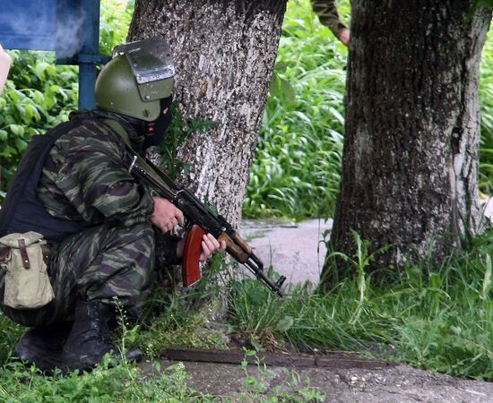 Спецоперация против боевиков проходит в Нальчике