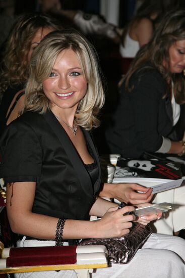 Chanel представила коллекцию "Париж-Москва" в Малом театре