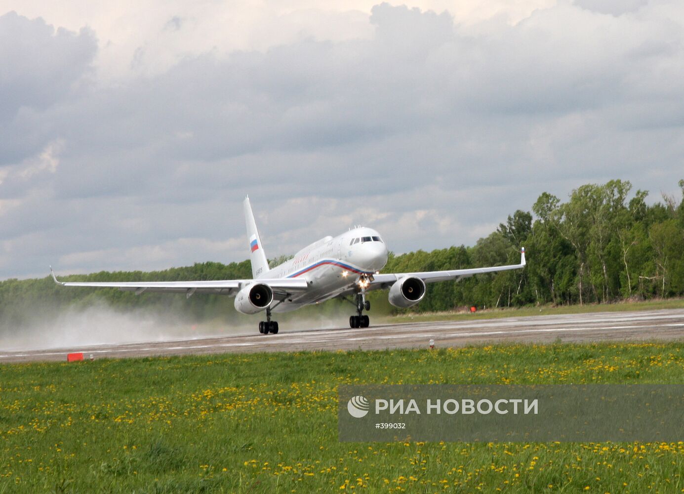 Передача самолетов Ту-214 для Управделами президента РФ. Казань