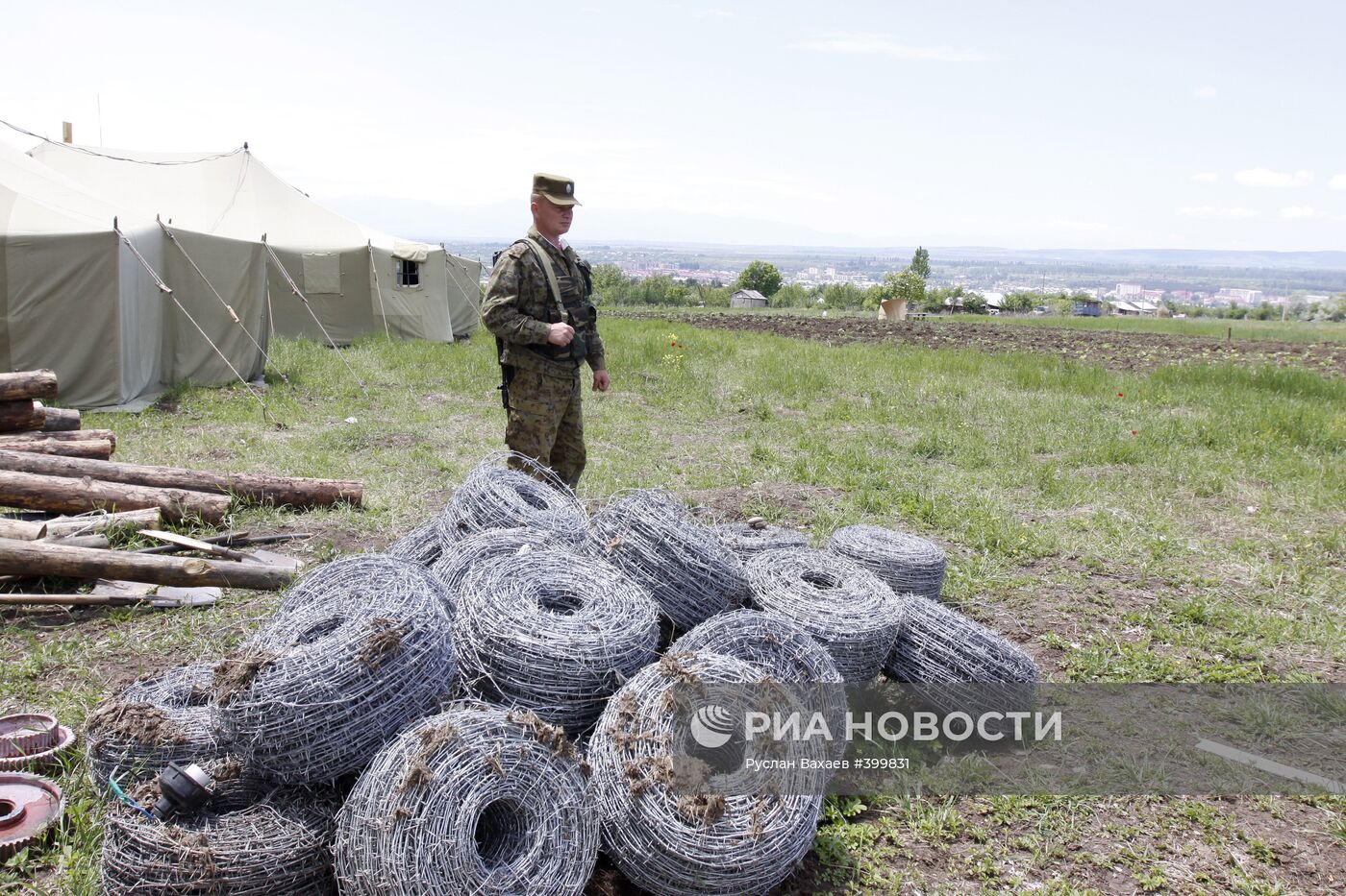 Застава Цхинвали на грузино-южноосетинской границе