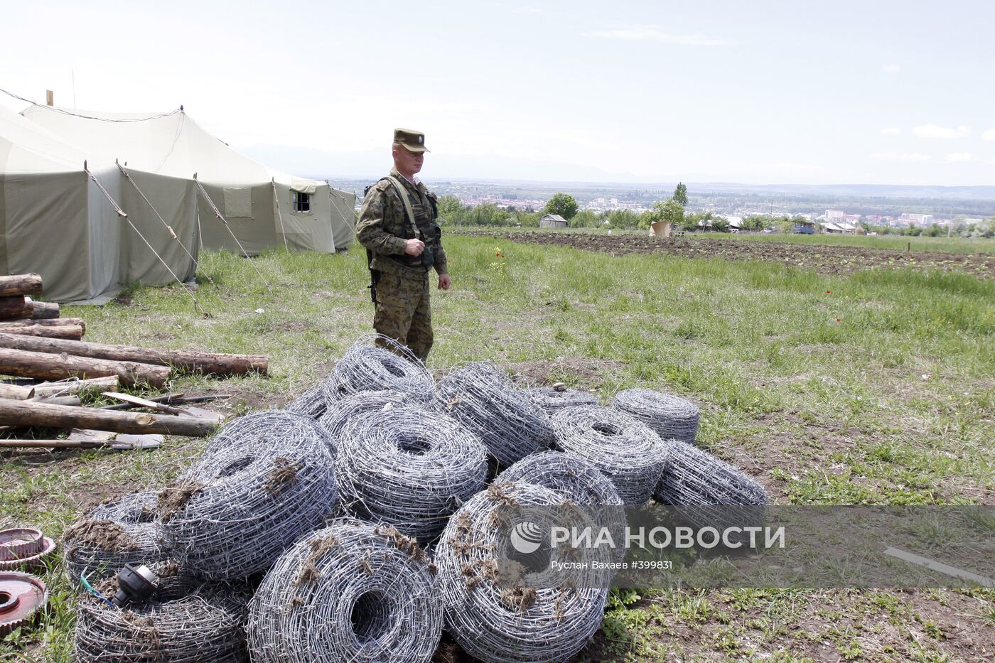 Застава Цхинвали на грузино-южноосетинской границе