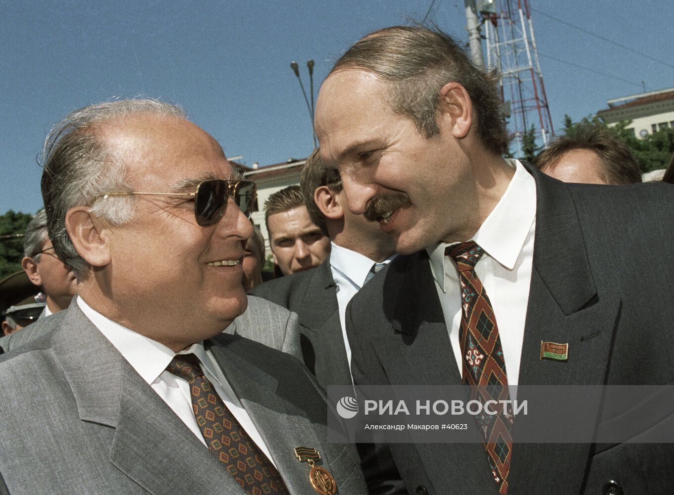 ЧЕРНОМЫРДИН ЛУКАШЕНКО ОСВОБОЖДЕНИЕ БЕЛОРУССИИ 50 ЛЕТ ПРАЗДНИК