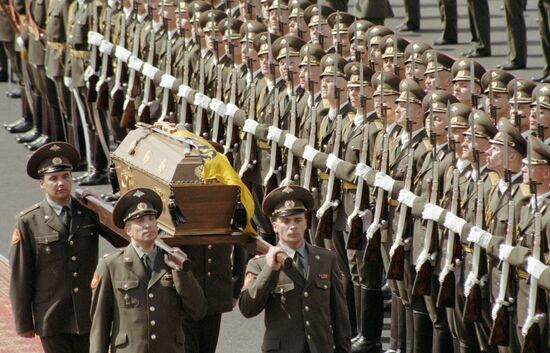 Церемония захоронения останков Николая II