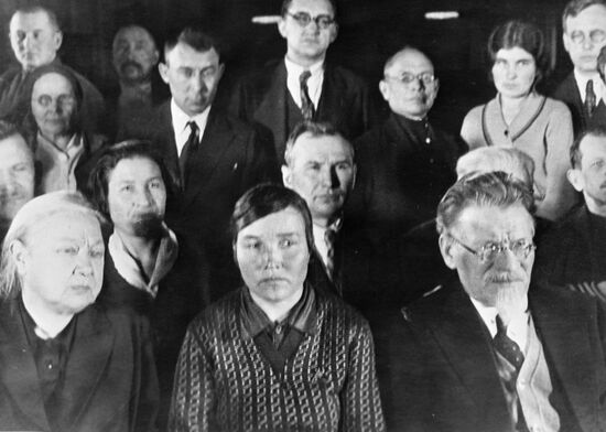 КАЛИНИН КРУПСКАЯ XVI СЪЕЗД