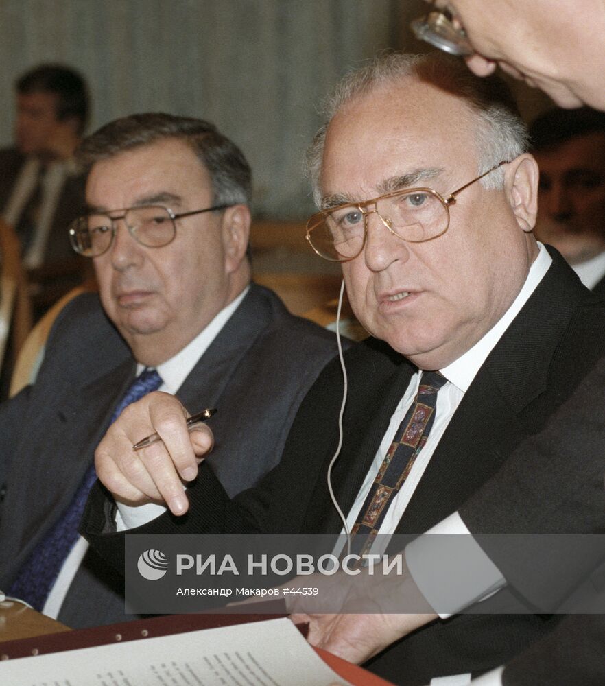 ЧЕРНОМЫРДИН ПРИМАКОВ