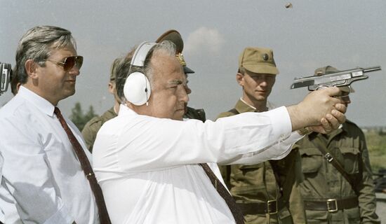 ЧЕРНОМЫРДИН