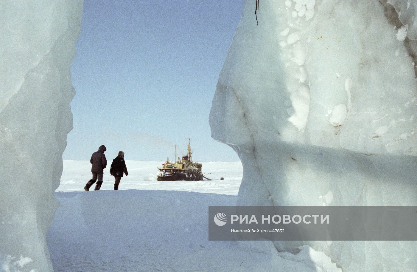 ЛЕДОКОЛ ГЕОЛОГИ АРКТИКА