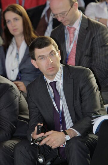 Игорь Щеголев во время интерактивной сессии в рамках ПМЭФ