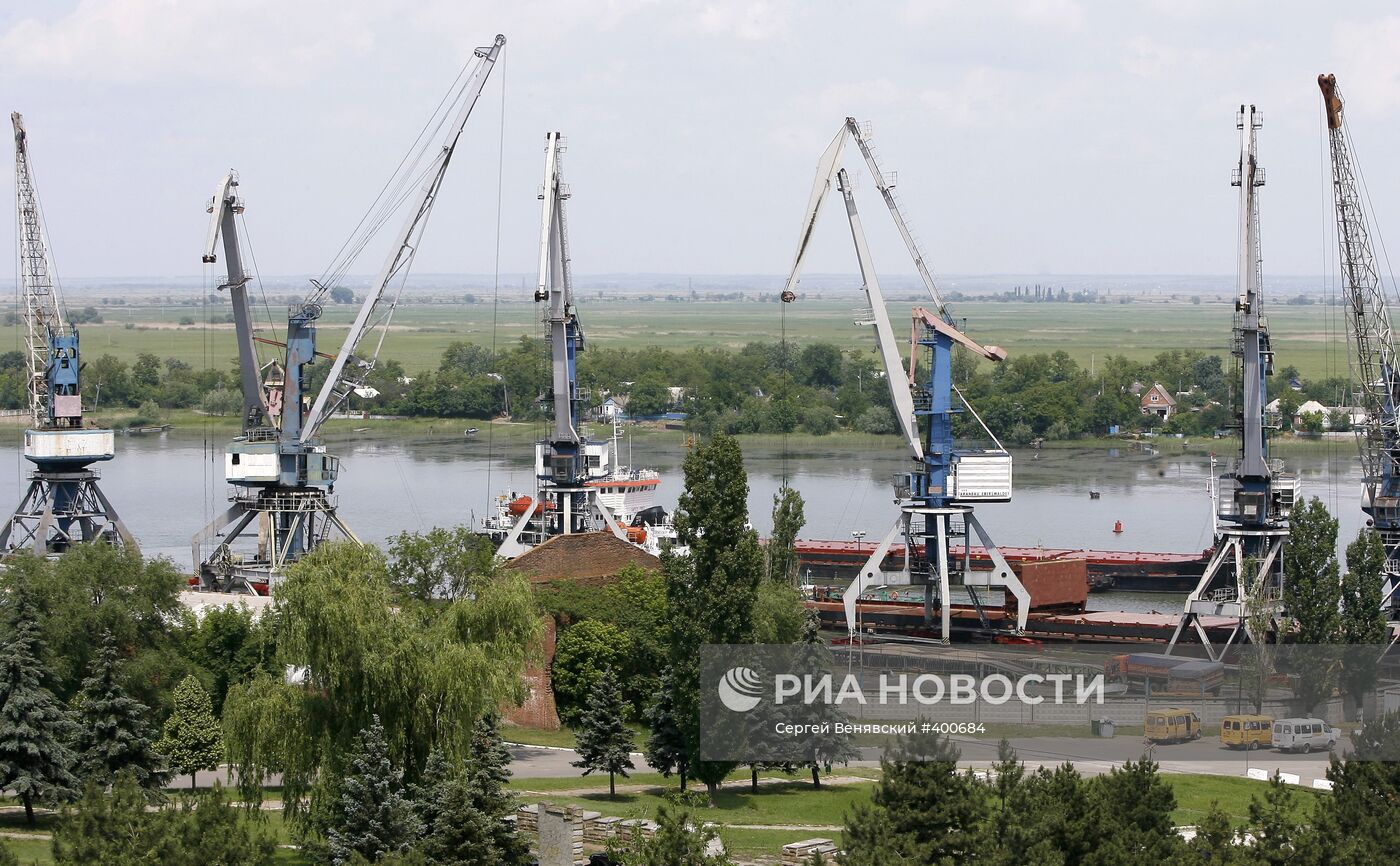 Северо-Западная портовая зона в Азове