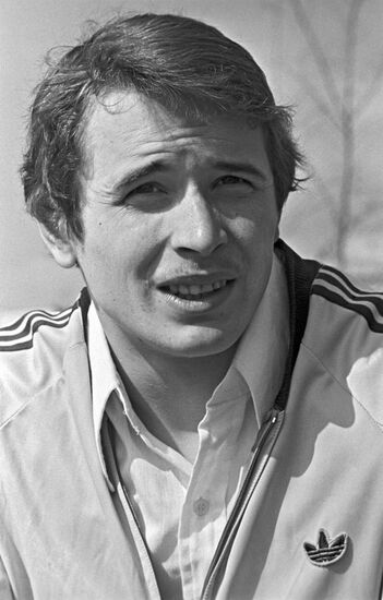 Гимнаст Александр Дитятин