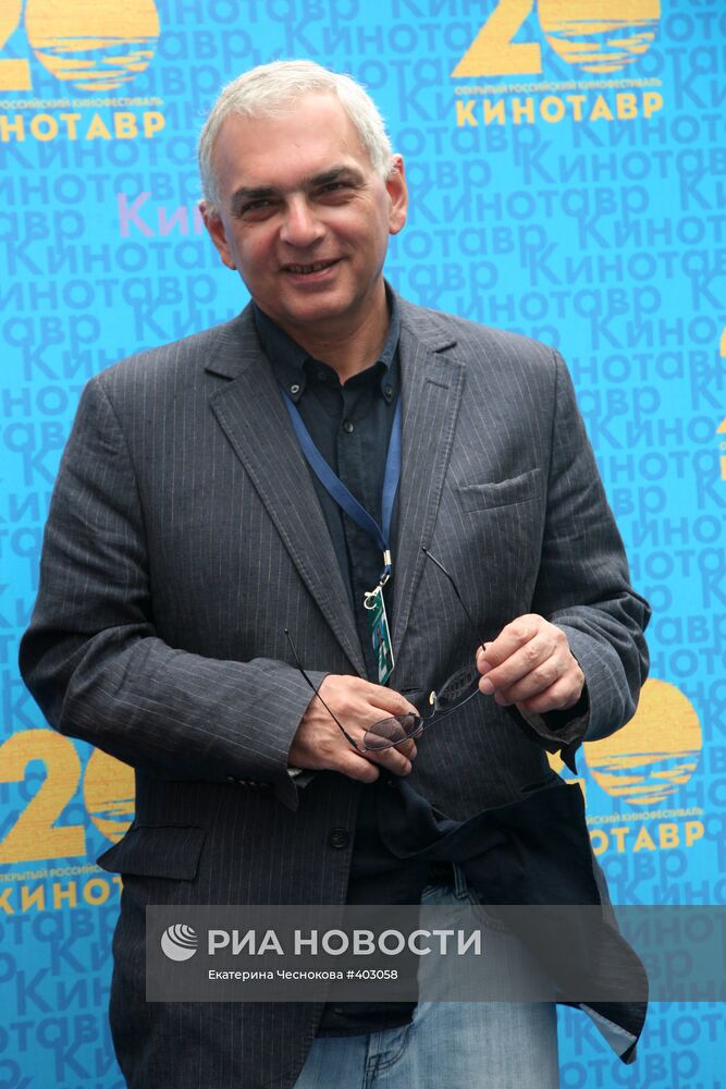 Карен Шахназаров
