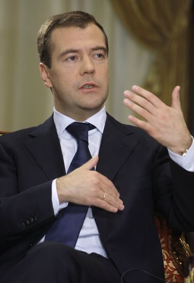 Интервью Д.Медведева центральному телевидению Китая