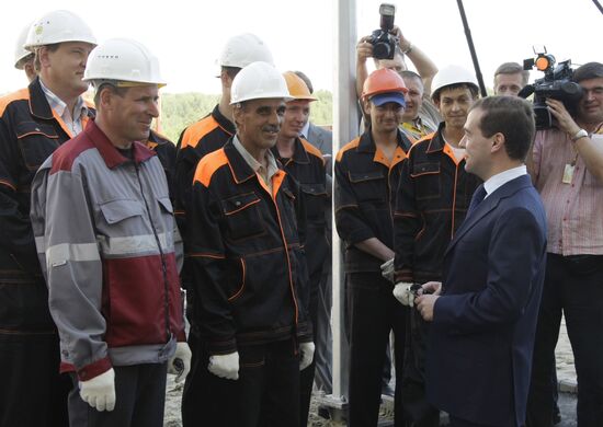 Д.Медведев прибыл в Екатеринбург с двухдневным визитом