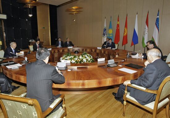 Заседание Совета глав государств ШОС в узком формате