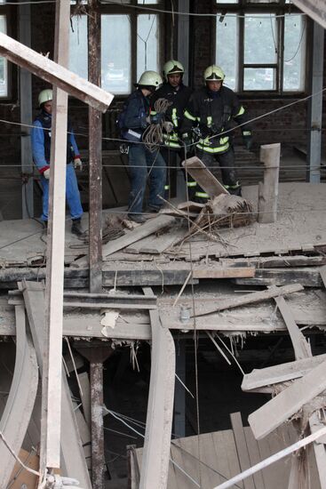 Обрушение здания в центре Москвы