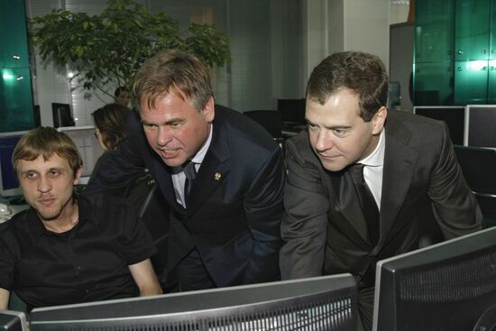 Д.Медведев посетил компанию "Лаборатория Касперского"
