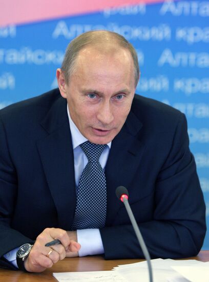 Рабочая поездка премьер-министра РФ В.Путина в Барнаул