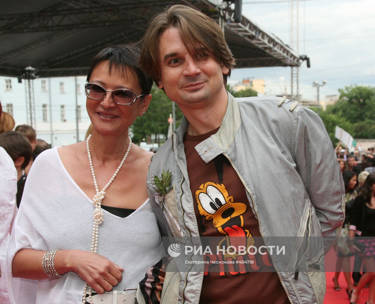 Ирина Хакамада. Премия "Серебряная калоша"