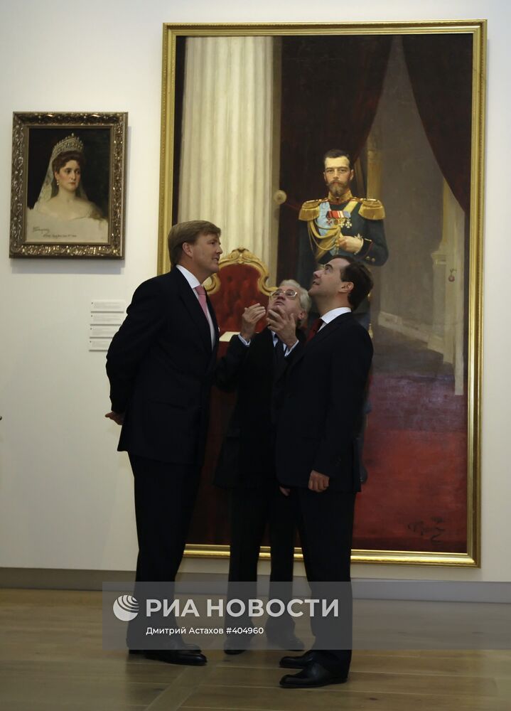 Дмитрий Медведев, принц Оранский и Михаил Пиотровский