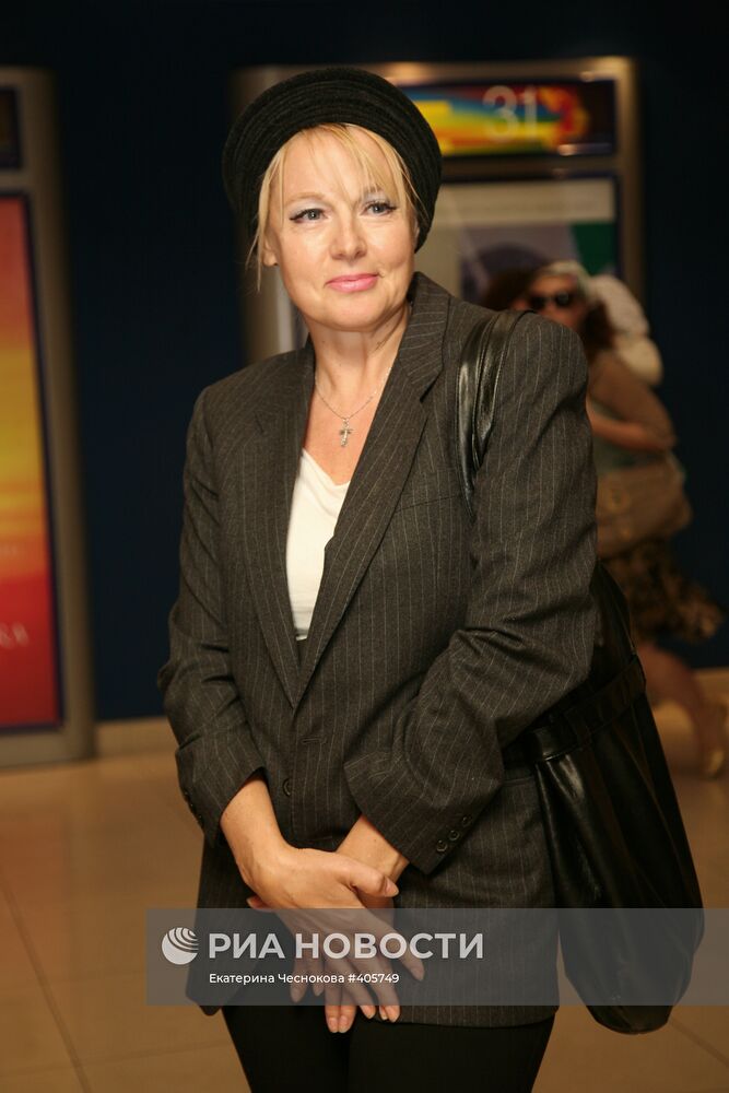 Актриса Елена Кондулайнен