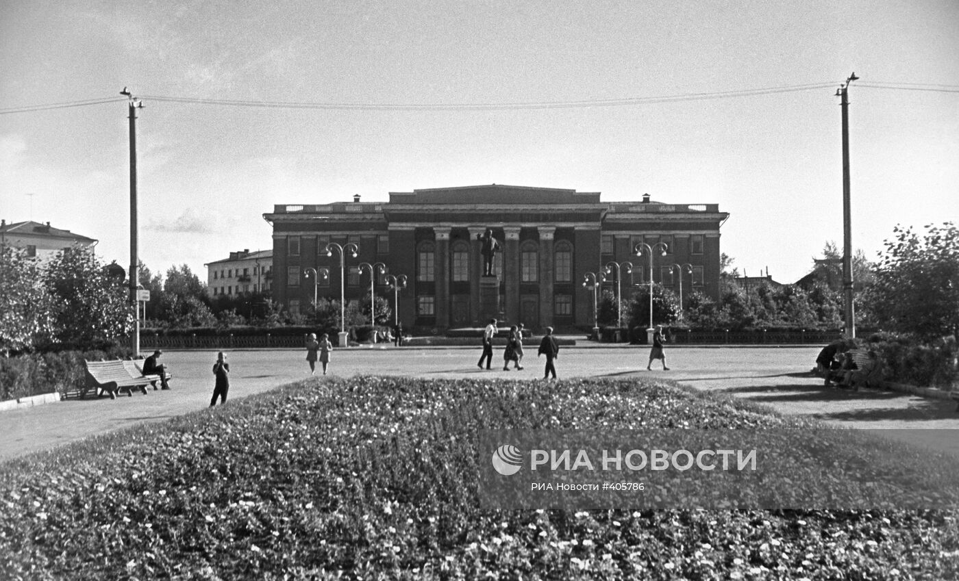 Площадь имени В.И.Ленина в городе Черемхово Иркутской области | РИА Новости  Медиабанк