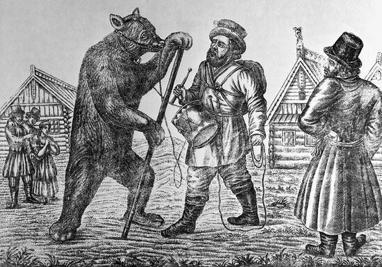 Народная лубочная картинка "Медведь-плясун"