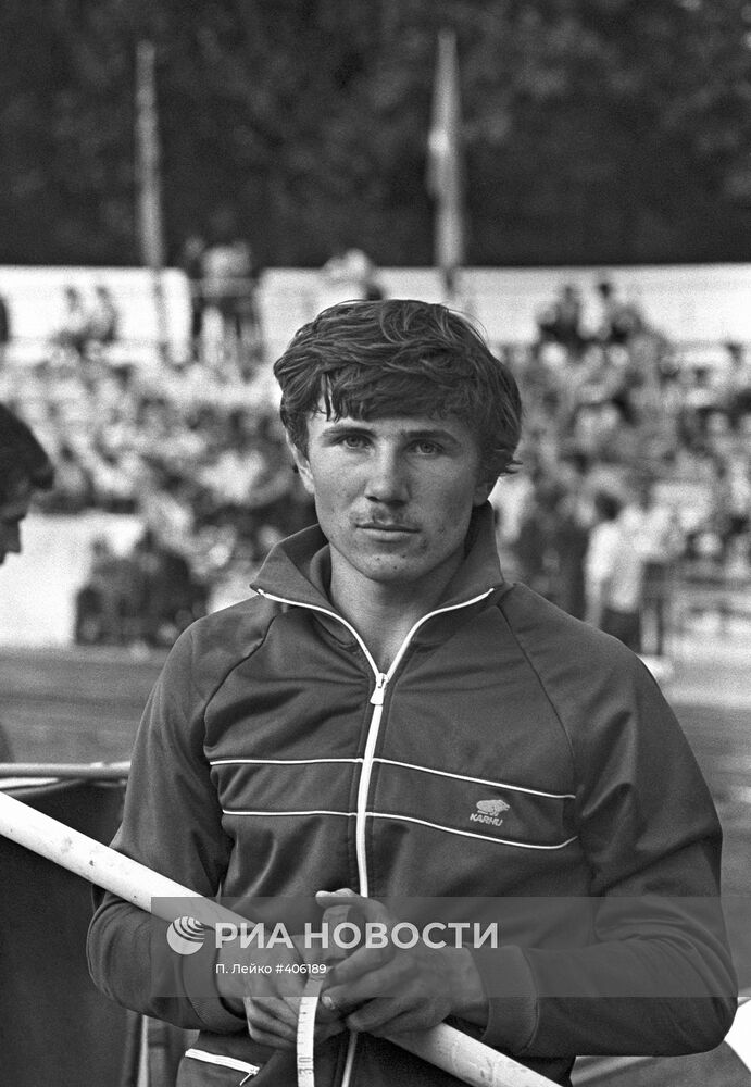 Чемпион мира 1983 года по прыжкам с шестом Сергей Бубка