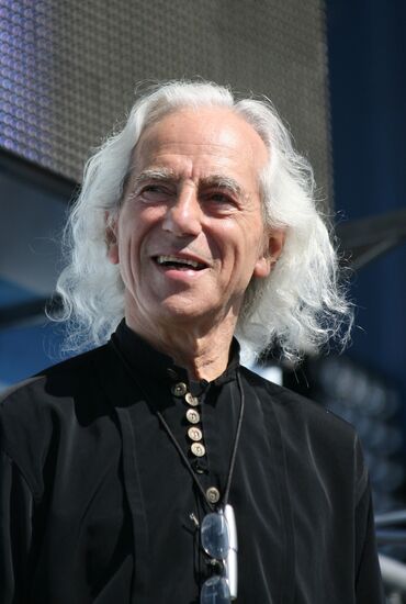 Сева Новгородцев