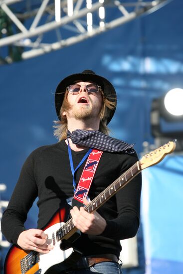 Группа "Райфлз" (Англия)