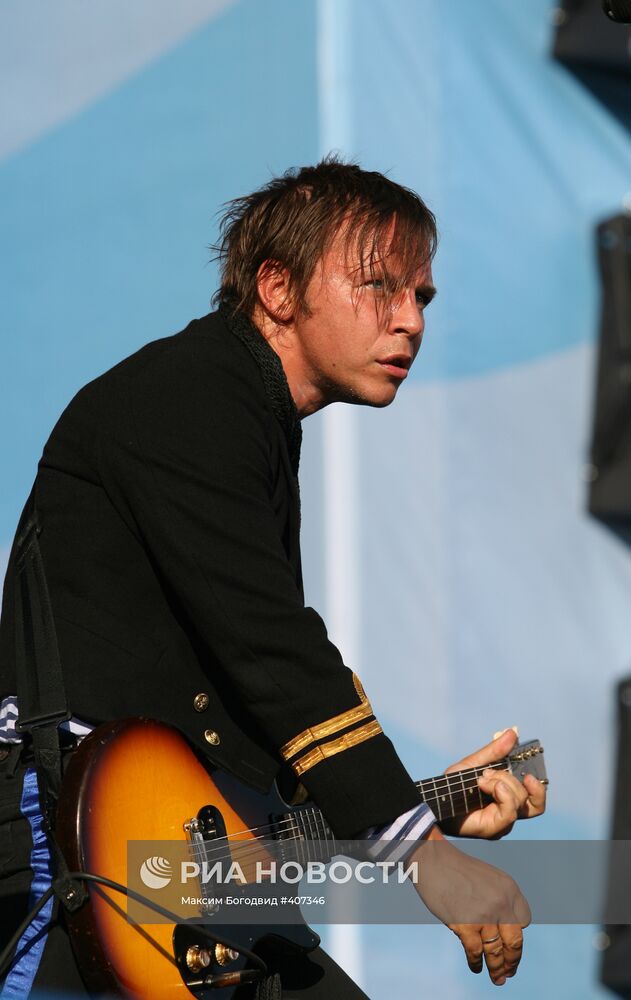 Лидер группы "Мумий Троль" Илья Лагутенко