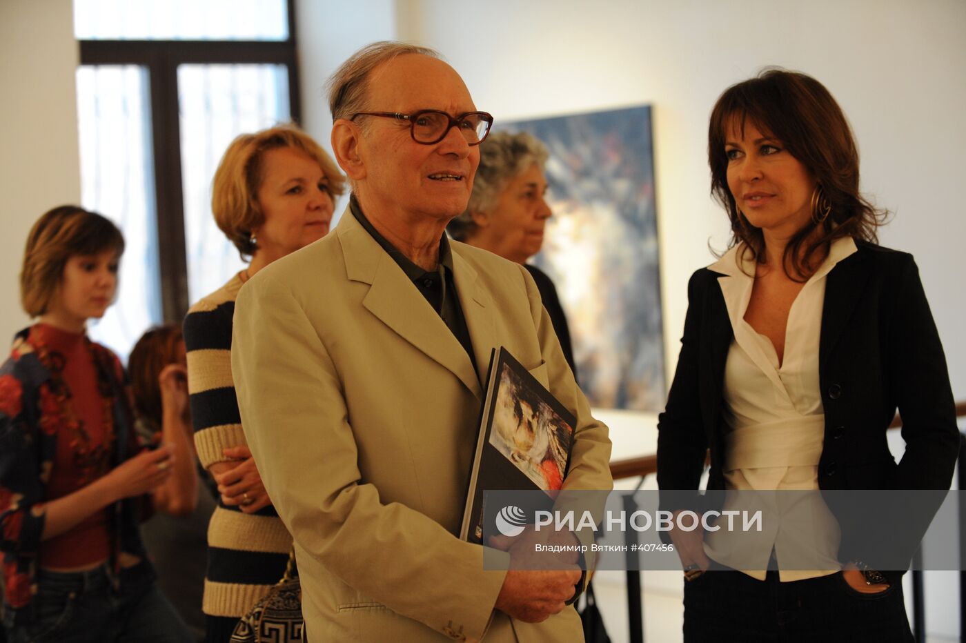 Выставка итальянской художницы Ф.Леоне открылась в Москве