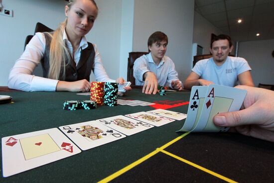 Спортивный покер в школе покера PokerMoscow