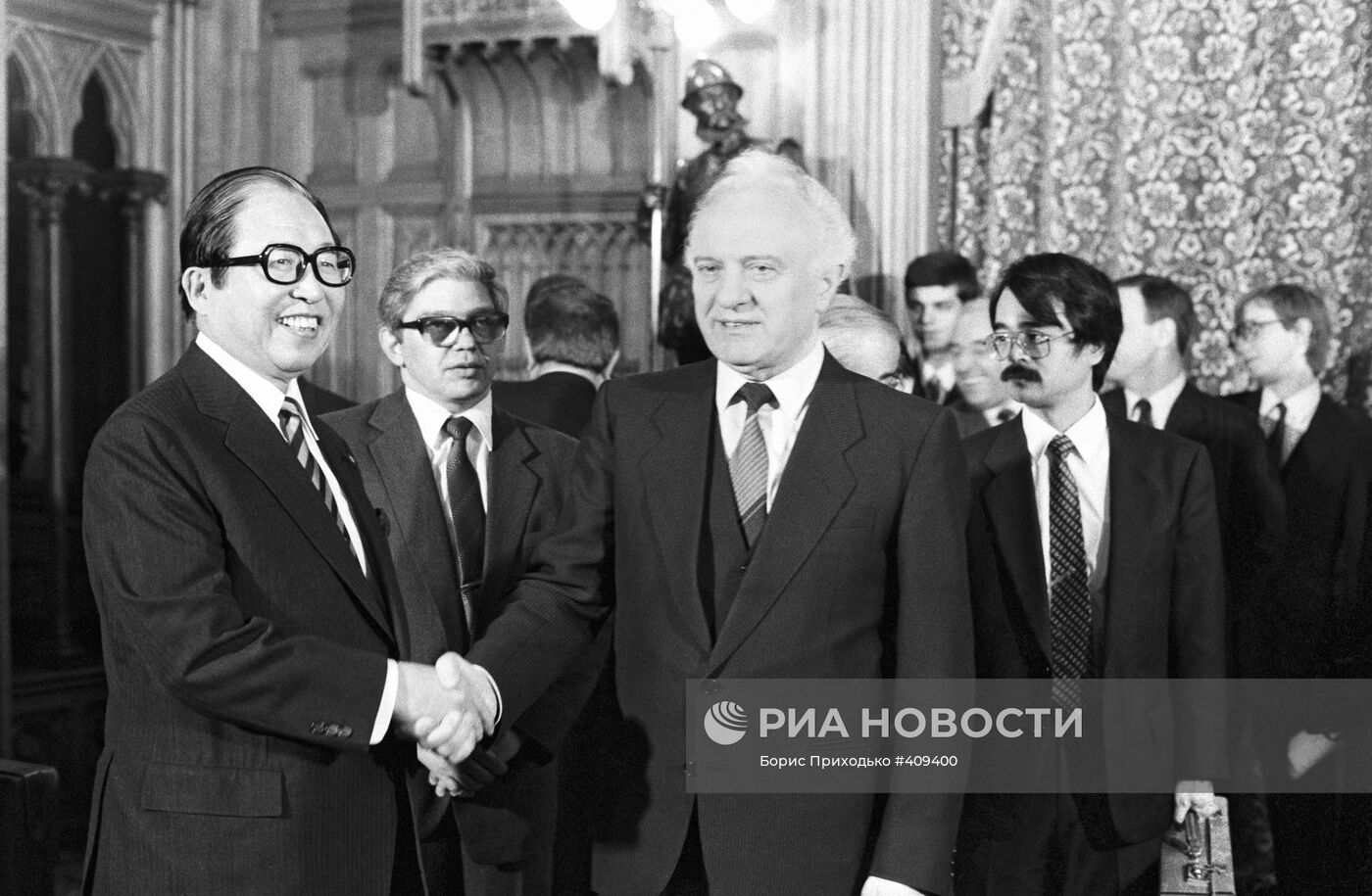 Министры иностранных дел СССР Э.Шеварднадзе и Японии Сосукэ Уно