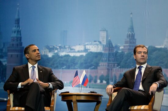 Второй день рабочего визита президента США Б. Обамы в Россию