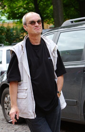 Режиссер Сергей Снежкин