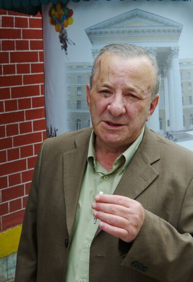 Режиссер Евгений Татарский