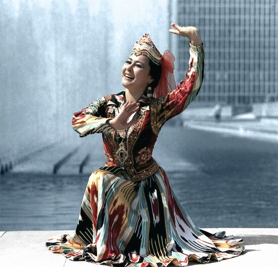 Узбекская танцовщица Тамара Юсупова