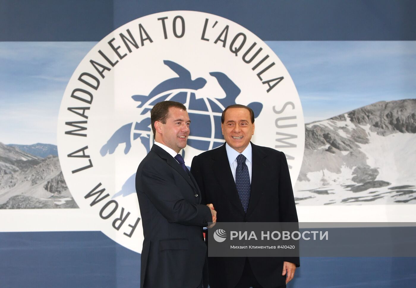 Д.Медведев на саммите "большой восьмерки" G8-2009