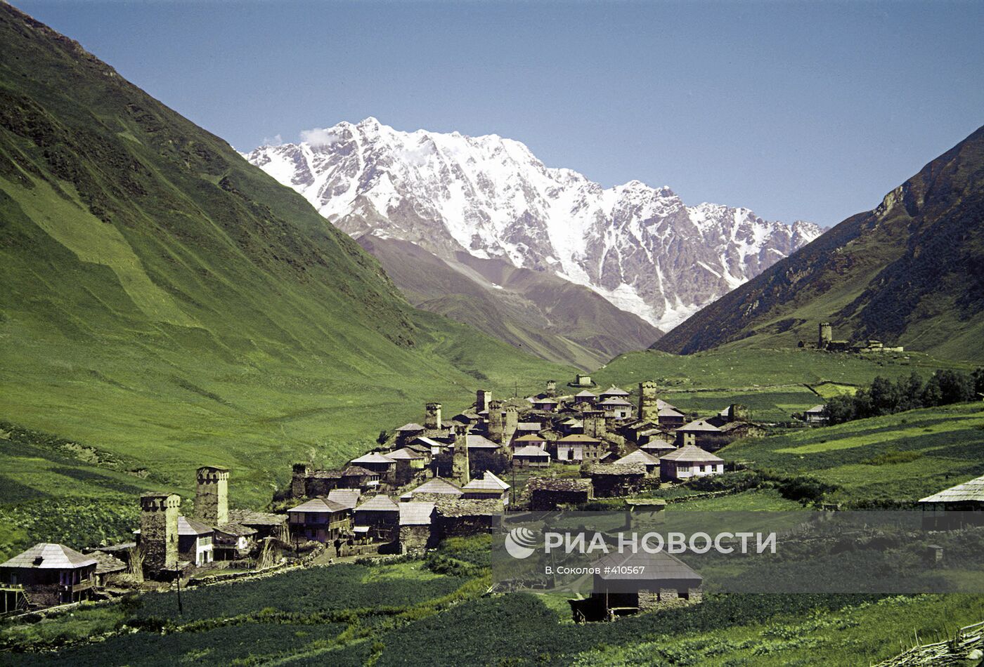 Высокогорное село Ушгули в Грузии