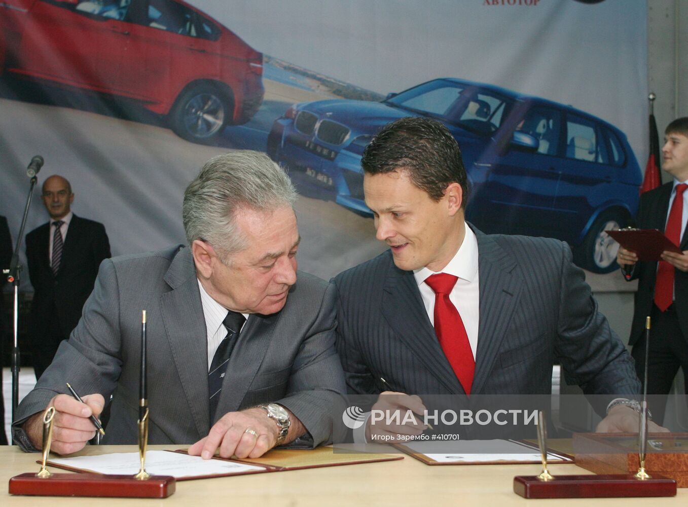 "Автотор Холдинг" начинает производство новых внедорожников BMW