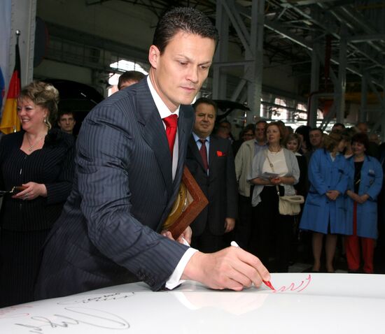 "Автотор Холдинг" начинает производство новых внедорожников BMW