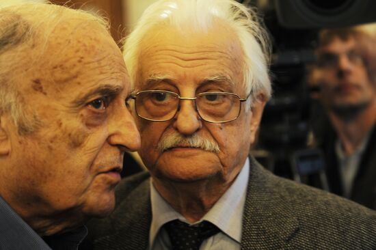 Кинорежиссер Марлен Хуциев