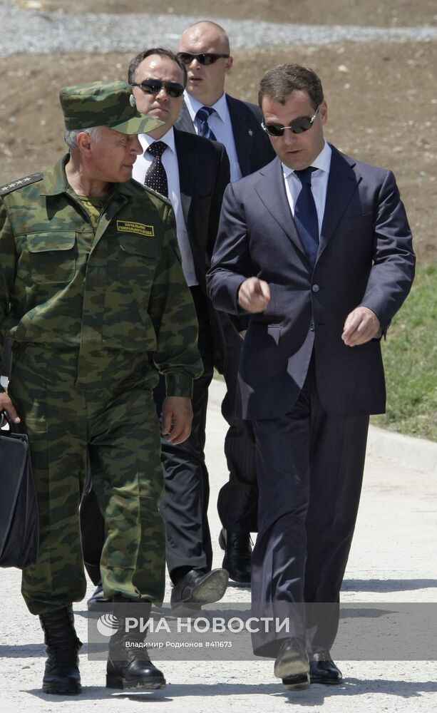 Д.Медведев с рабочим визитом в Южной Осетии