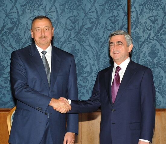 Встреча президентов Азербайджана и Армении в Москве