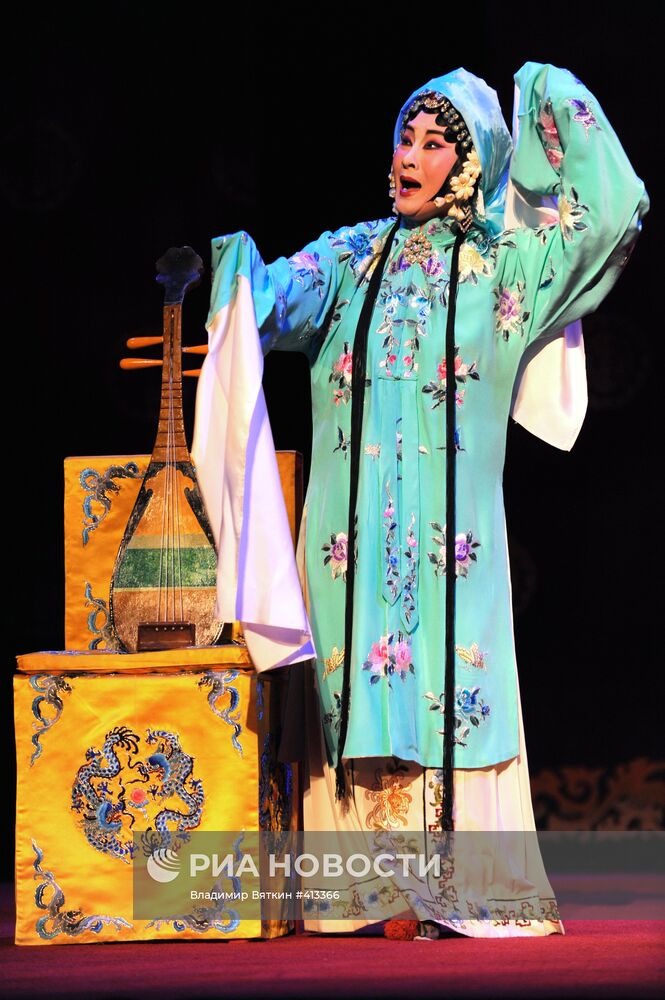 Спектакли китайской оперы Гуо Гуанг проходят в Москве