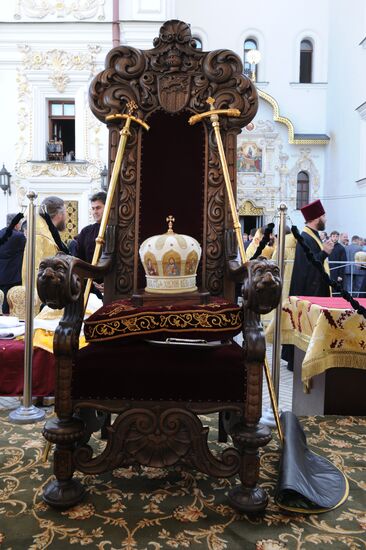 Патриарх Кирилл провел литургию в Киево-Печерской Лавре