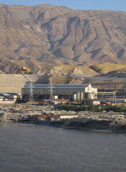 Сангтудинская ГЭС-1 в Таджикистане