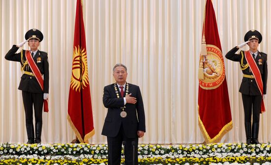 Курманбек Бакиев вступил в должность президента Киргизии