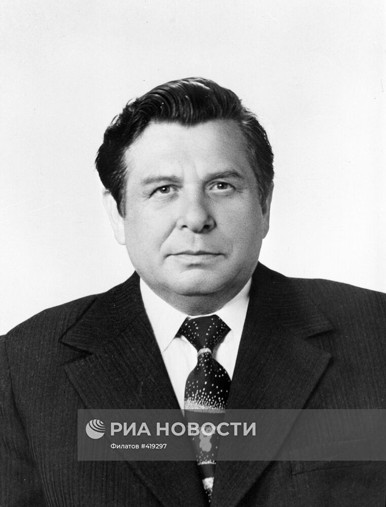 Министр просвещения СССР С.Г. Щербаков