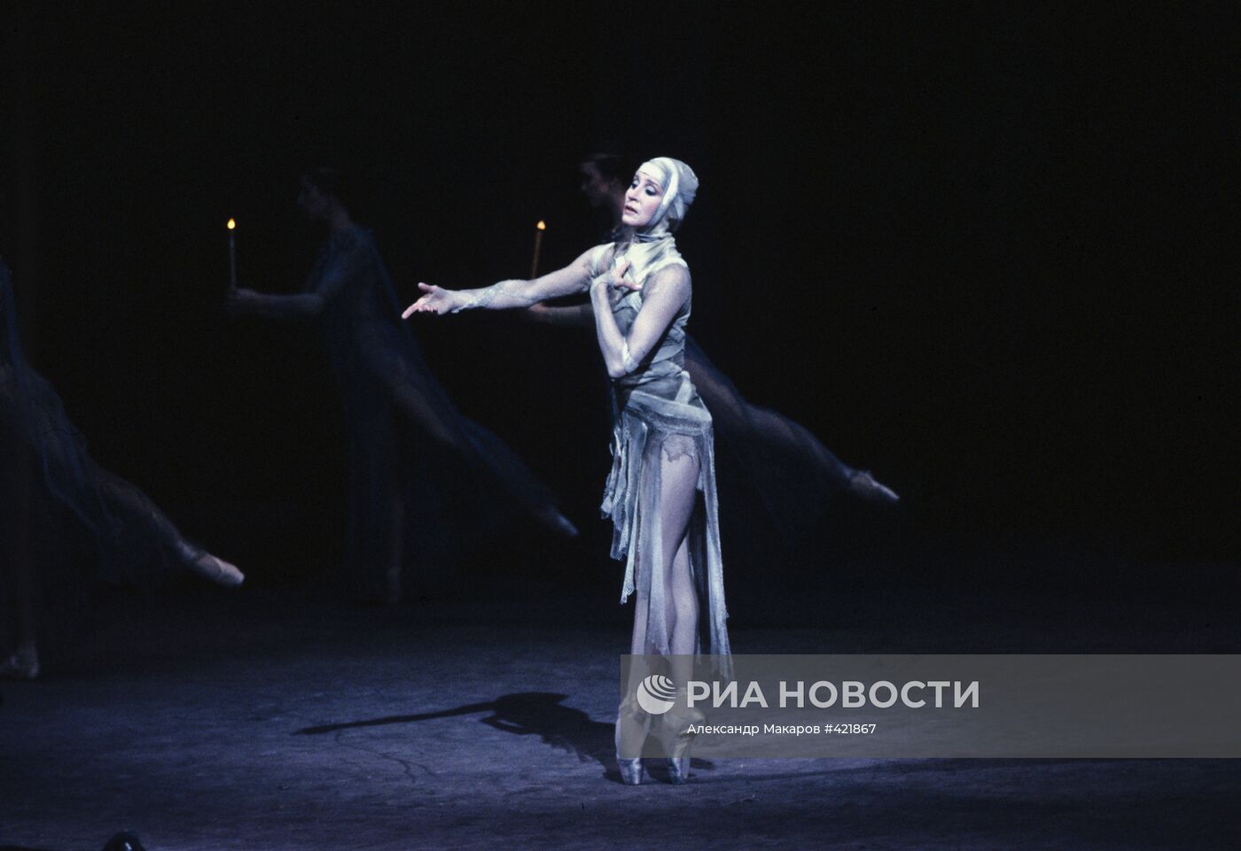 Балерина Наталья Бессмертнова